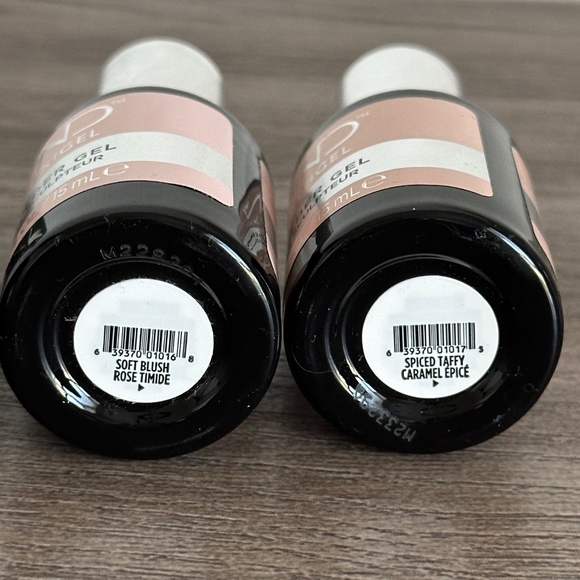 CND Nail Gel Plexigel Color Builder and Gelish Top coat gel nails - Picture 4 of 5